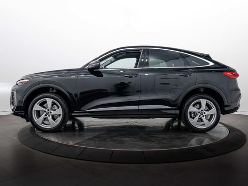 Used 2025 Audi Q5 Premium Plus AWD/4WD image 7