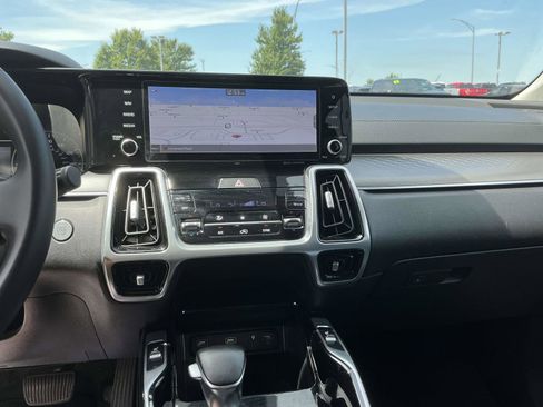 Used 2022 Kia Sorento SX image 21