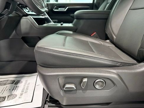 Used 2025 GMC Sierra 2500 Denali w/ Denali Reserve Package image 14
