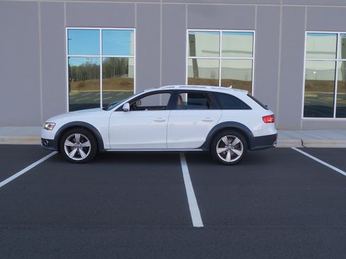 Used 2013 Audi A4 Premium Plus w/ Premium Plus Pkg image 75