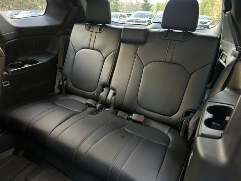 Certified 2025 Honda Pilot TrailSport image 17