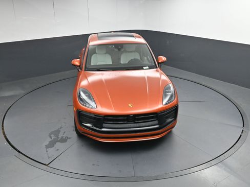 Certified 2022 Porsche Macan GTS image 40