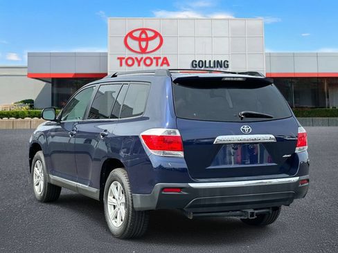 Used 2012 Toyota Highlander SE w/ Tow Pkg AWD/4WD image 4