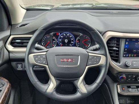 Used 2020 GMC Acadia Denali w/ Denali Ultimate Package AWD/4WD image 22