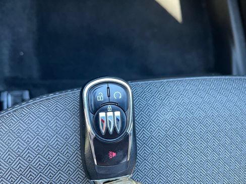 Used 2025 Buick Encore GX Preferred FWD image 23