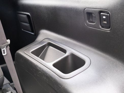 Used 2022 GMC Acadia SLE image 21