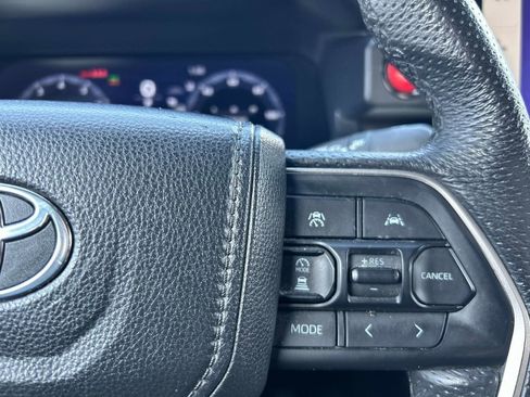 Used 2024 Toyota Tacoma TRD Off-Road image 24