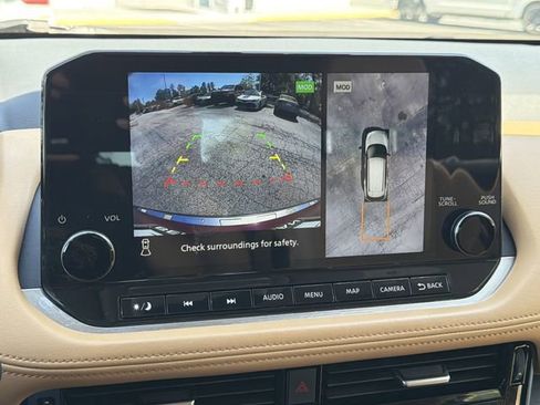 Used 2022 Nissan Rogue Platinum w/ Head-Up Display Package FWD image 6
