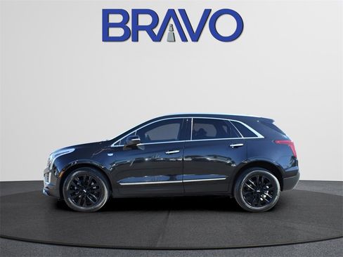 Used 2022 Cadillac XT5 Premium Luxury w/ LPO, Floor Liner Package image 8