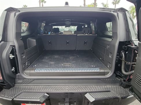 Used 2026 GMC Hummer EV SUV image 24