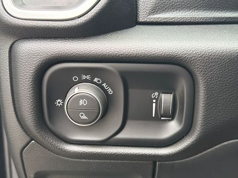 Used 2023 RAM 1500 Big Horn AWD/4WD image 31