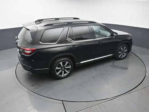 Used 2023 Honda Pilot Touring image 44