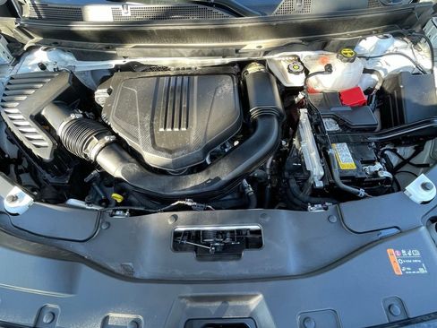 Certified 2024 Chevrolet Traverse RS image 26