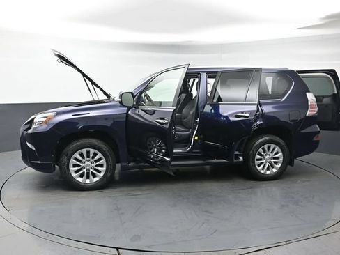 Used 2019 Lexus GX 460 Premium AWD/4WD image 45