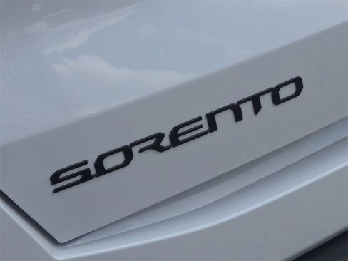 New 2026 Kia Sorento X-Line EX image 8