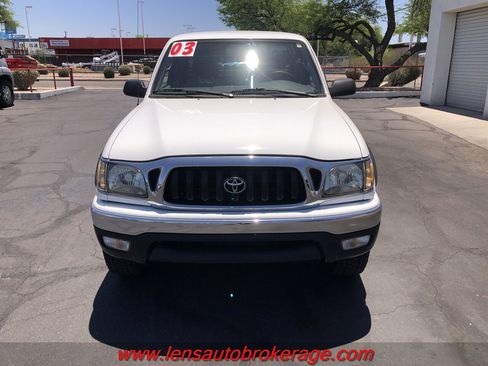Used 2003 Toyota Tacoma PreRunner RWD image 3
