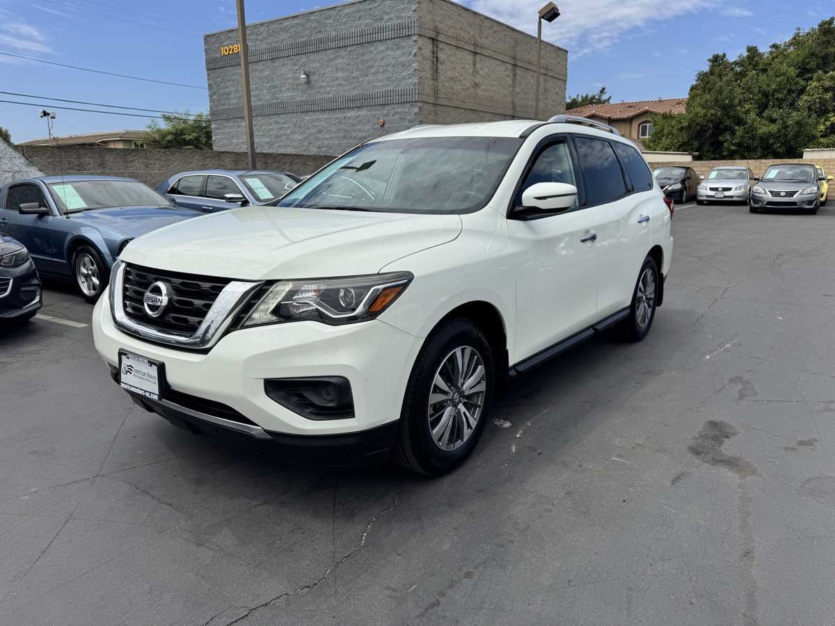 Used 2020 Nissan Pathfinder S FWD image 13