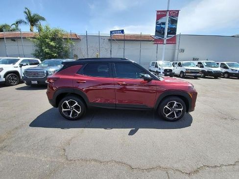 Used 2023 Chevrolet TrailBlazer RS w/ Convenience Package FWD image 9
