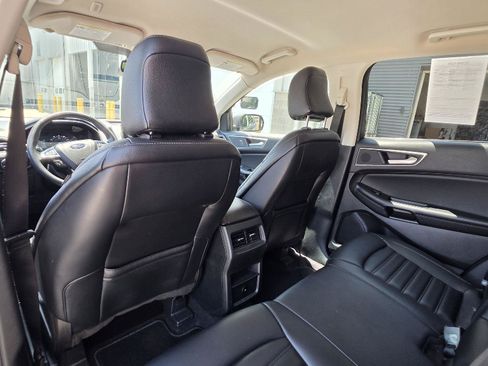 Used 2024 Ford Edge SEL AWD/4WD image 13