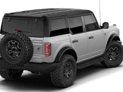 New 2026 Ford Bronco Badlands image 4