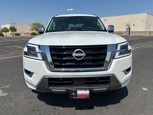 Certified 2024 Nissan Armada Platinum w/ Captain's Chairs Package RWD image 9