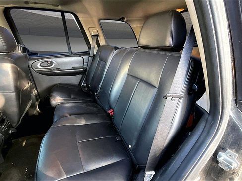 Used 2008 Chevrolet TrailBlazer LT w/ Sun And Sound Package RWD image 22