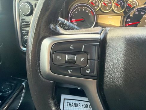 Used 2022 Chevrolet Silverado 1500 LT AWD/4WD image 29