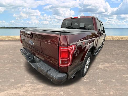 Used 2015 Ford F150 Lariat w/ Equipment Group 502A Luxury AWD/4WD image 9