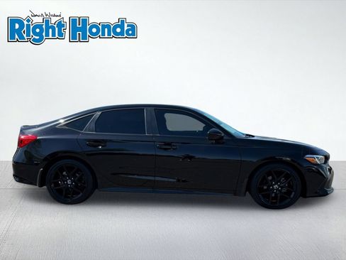 Used 2024 Honda Civic Sport image 9