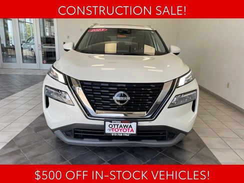 Used 2023 Nissan Rogue SV w/ SV Premium B Package AWD/4WD image 4