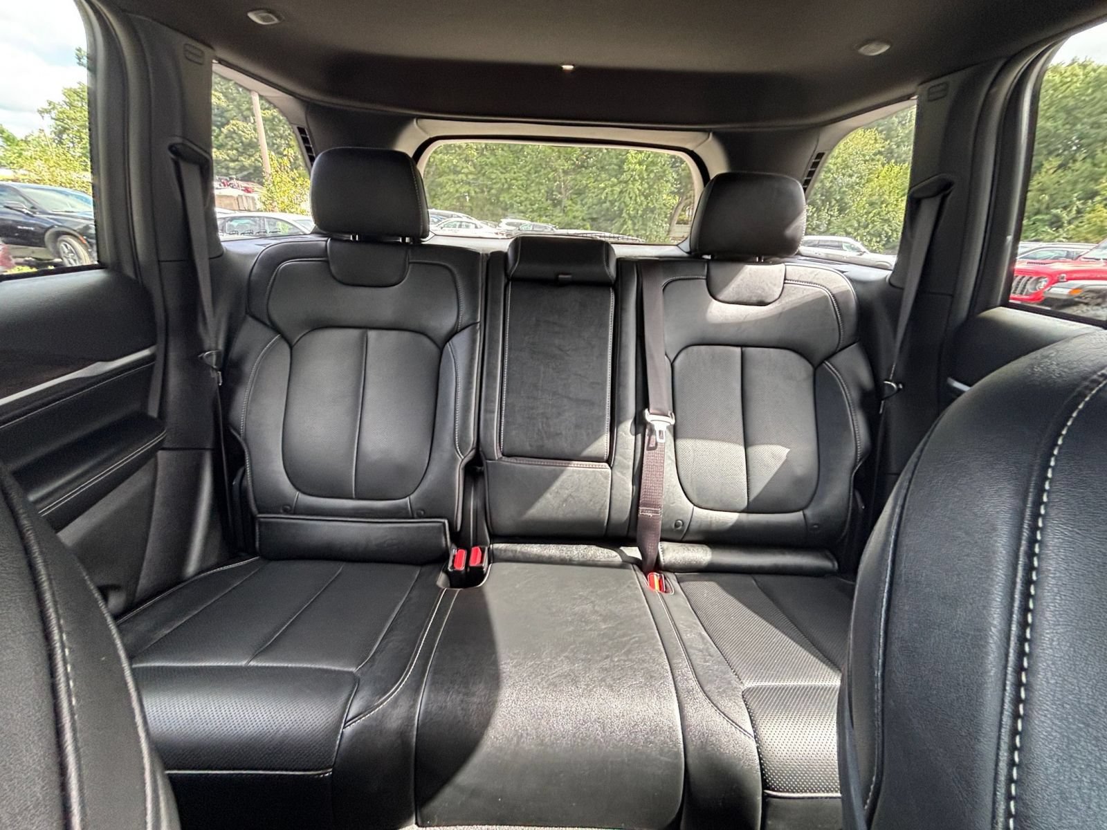 Used 2026 Jeep Grand Cherokee Limited AWD/4WD image 40