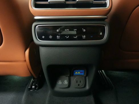 New 2026 Genesis GV80 3.5T Prestige AWD/4WD image 25