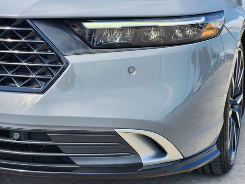 Certified 2023 Honda Accord Touring image 9