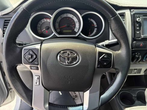 Used 2015 Toyota Tacoma PreRunner w/ SR5 Package image 31