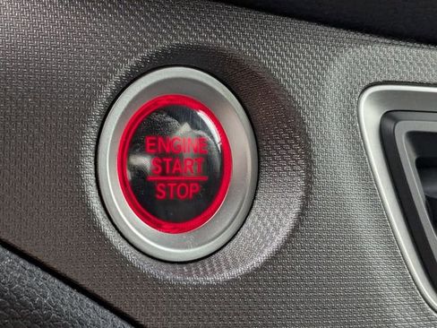 Used 2025 Honda Ridgeline Sport image 30