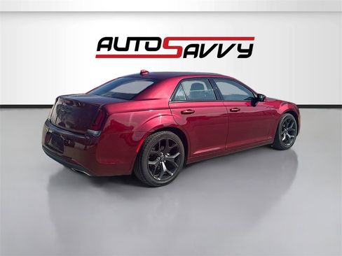 Used 2022 Chrysler 300 S image 7