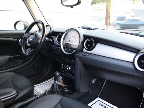 Used 2012 MINI Cooper Hardtop image 7