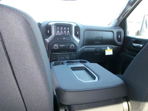 New 2026 Chevrolet Silverado 2500 Custom w/ Custom Value Package image 14