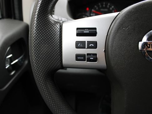 Used 2021 Nissan Frontier SV RWD image 10
