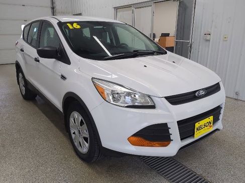 Used 2016 Ford Escape S FWD image 6