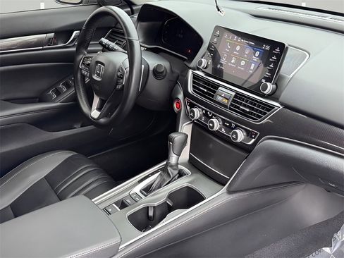 Used 2022 Honda Accord Sport Special Edition image 6