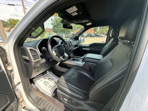 Used 2017 Ford F150 Lariat w/ Equipment Group 501A Mid AWD/4WD image 18