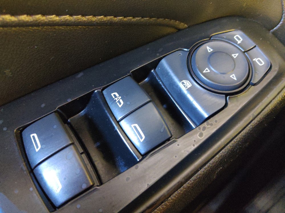 Used 2023 Chevrolet Traverse LT FWD image 27
