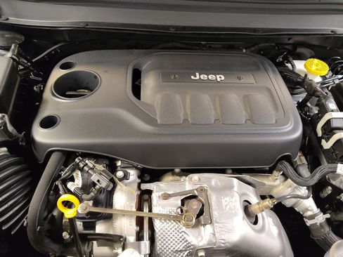 Used 2022 Jeep Cherokee Latitude Lux AWD/4WD image 30