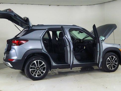 Used 2026 Chevrolet TrailBlazer LT image 12
