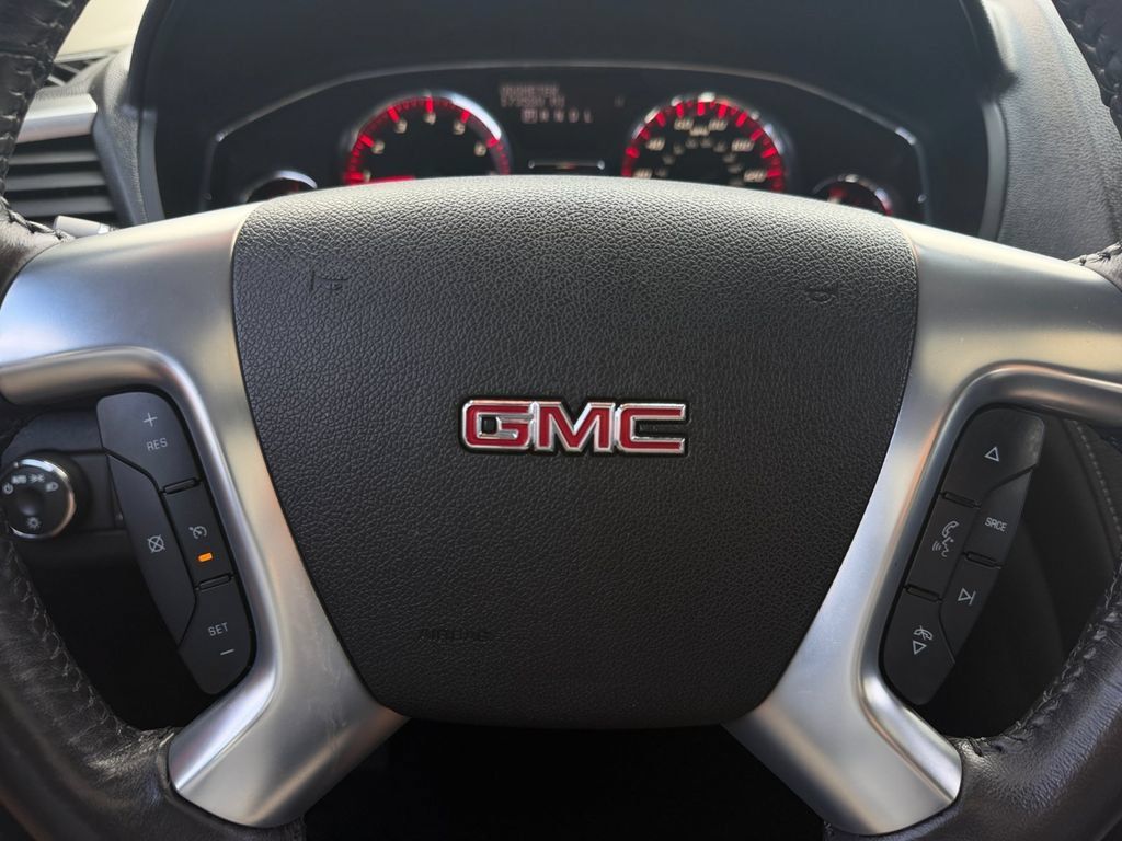 Used 2015 GMC Acadia SLE FWD image 27