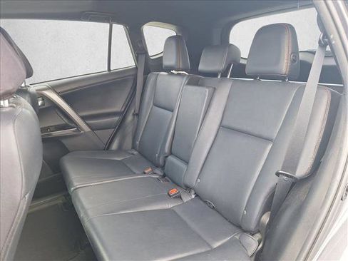 Used 2016 Toyota RAV4 SE FWD image 14