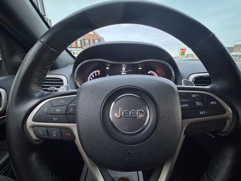 Used 2015 Jeep Grand Cherokee Limited image 20