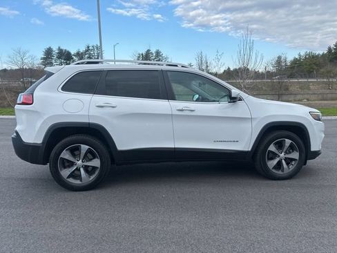 Used 2019 Jeep Cherokee Limited AWD/4WD image 6