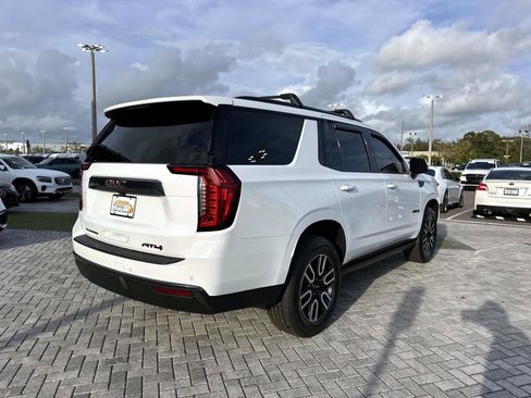 Used 2023 GMC Yukon AT4 w/ AT4 Premium Package image 4